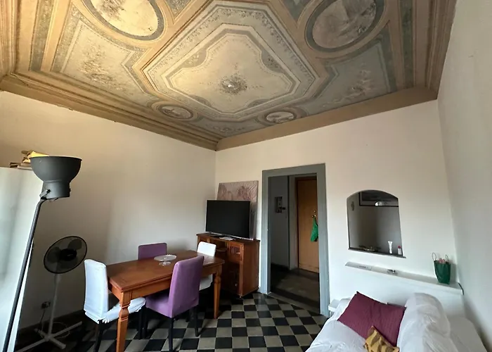 Fresco\'S Apartment